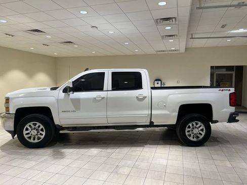 Certified 2017 Chevrolet Silverado 2500 LT AWD/4WD image 2