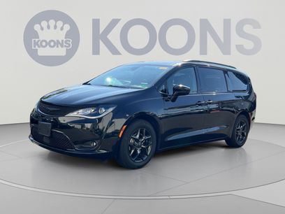 Used 2020 Chrysler Pacifica Touring-L Plus