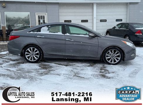 Used 2012 Hyundai Sonata Limited w/ Navigation Pkg image 9