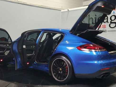 Used 2015 Porsche Panamera GTS image 11