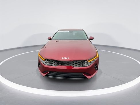 Used 2024 Kia K5 LXS image 3
