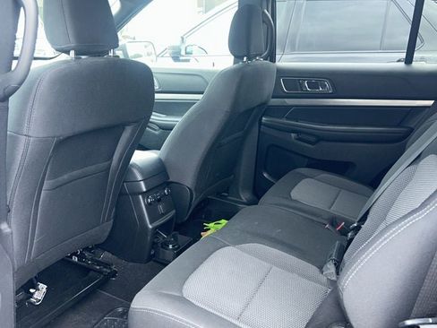 Used 2019 Ford Explorer XLT w/ Class III Trailer Tow Package AWD/4WD image 8