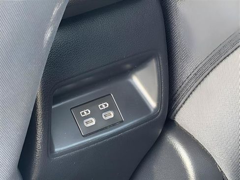 Used 2023 Toyota Corolla LE FWD image 21