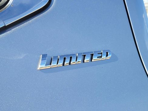 Used 2022 Toyota Tundra Limited image 12