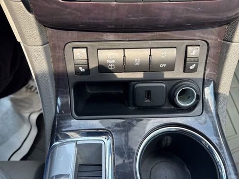 Used 2016 Buick Enclave Leather FWD image 26