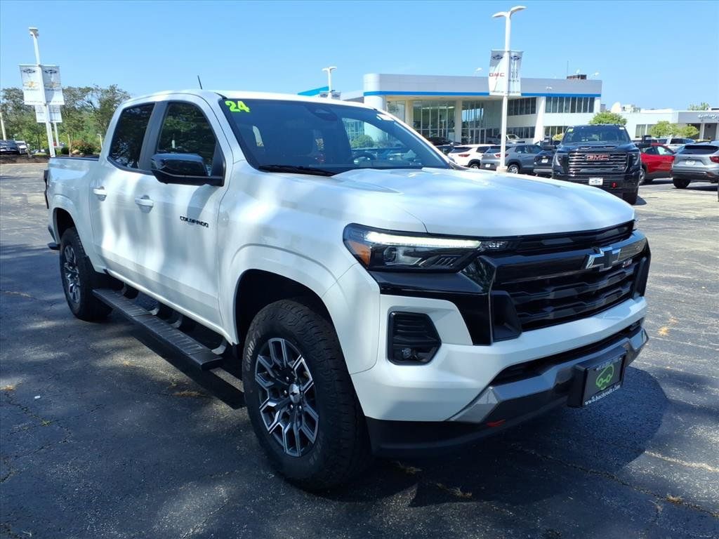 Used 2024 Chevrolet Colorado Z71 w/ Z71 Convenience Package 2 AWD/4WD image 1
