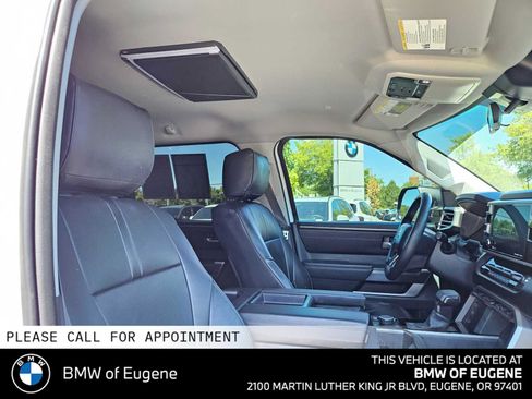 Used 2022 Toyota Tundra SR5 w/ TRD Off-Road Package AWD/4WD image 11