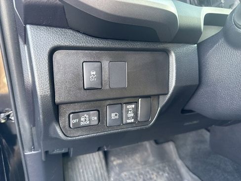 Used 2021 Toyota Tacoma TRD Off-Road image 22