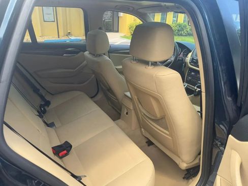 Used 2014 BMW X1 sDrive28i RWD image 25