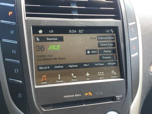 Used 2018 Lincoln MKC Select w/ Select Plus Package AWD/4WD image 27