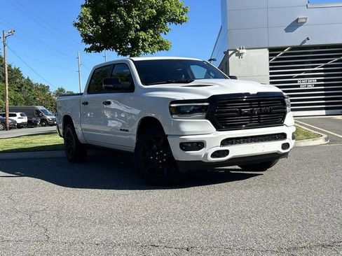 Used 2023 RAM 1500 Laramie AWD/4WD image 1