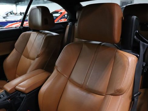 Used 2012 BMW M3 Convertible image 18