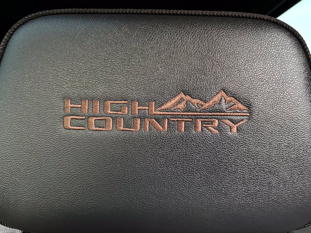 Used 2024 Chevrolet Silverado 1500 High Country w/ High Country Premium Package AWD/4WD image 14