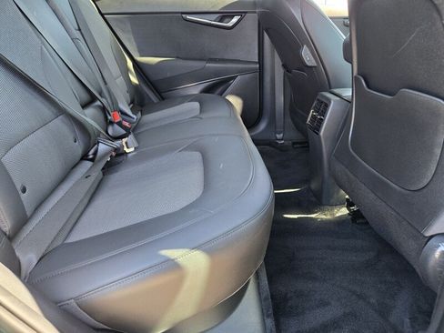 Used 2023 Kia Niro Wind FWD image 14