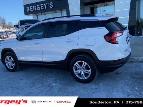 Certified 2024 GMC Terrain SLE w/ Driver Convenience Package image 7