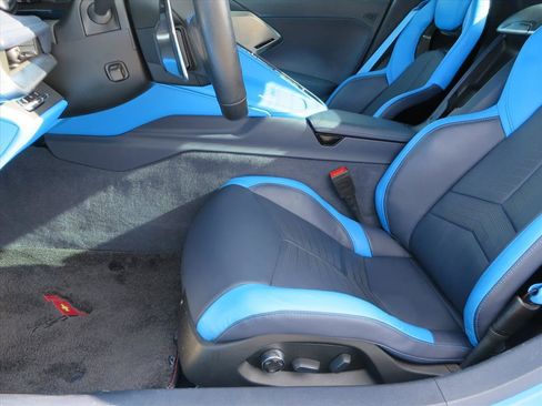 Used 2023 Chevrolet Corvette Stingray w/ 3LT w/ Z51 Performance Package image 16