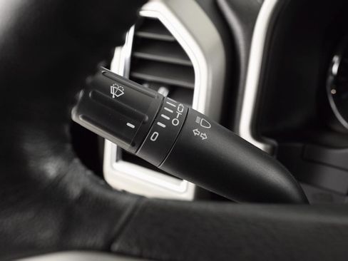 Used 2017 Ford F150 Lariat w/ Equipment Group 502A Luxury image 33