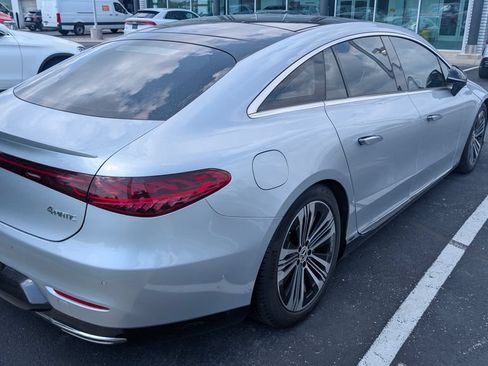 Used 2023 Mercedes-Benz EQS 450+ 4MATIC Sedan image 4
