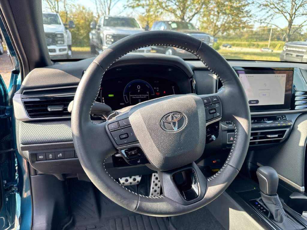 Used 2026 Toyota Camry SE w/ Convenience Package AWD/4WD image 11