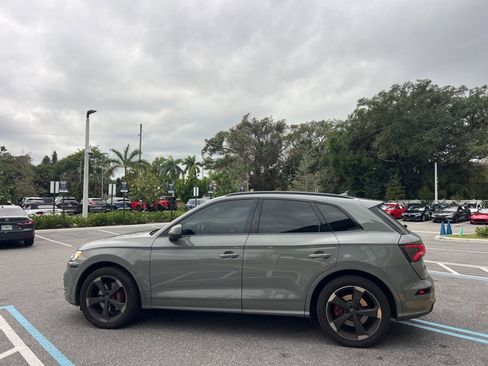 Used 2020 Audi SQ5 Premium Plus w/ Premium Plus Package image 13