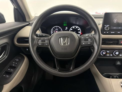 Used 2023 Honda HR-V LX image 17