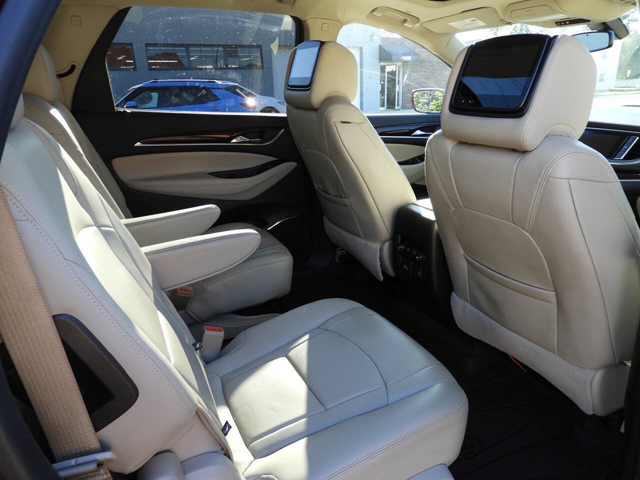 Used 2019 Buick Enclave Essence w/ Trailering Package, 5000 lbs. FWD image 39