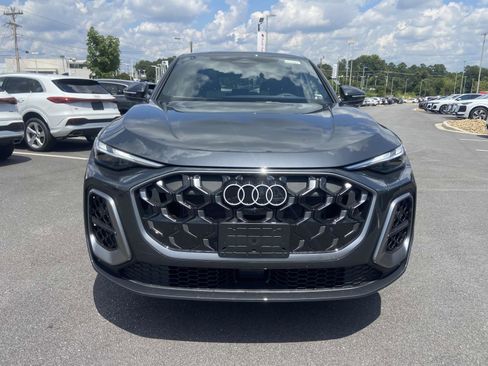 New 2025 Audi Q5 Premium image 2