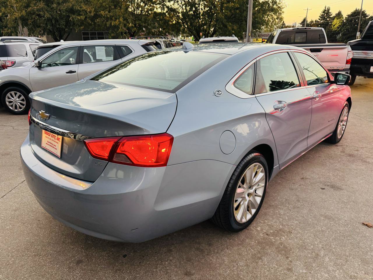 Used 2014 Chevrolet Impala LS FWD image 3