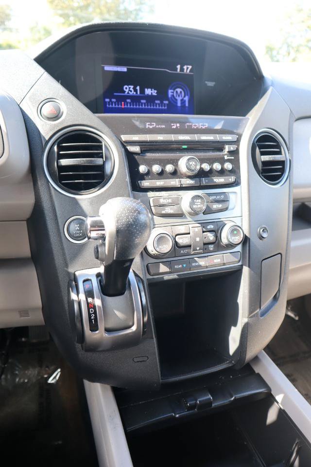 Used 2015 Honda Pilot LX image 22