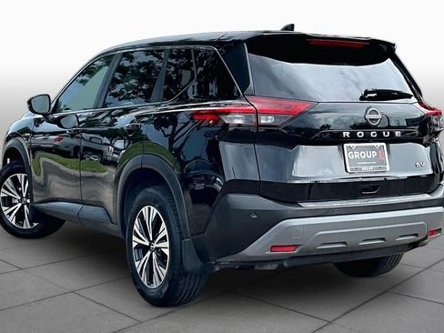 Certified 2023 Nissan Rogue SV FWD image 12