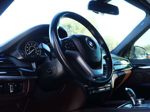 Used 2017 BMW X5 xDrive40e image 44