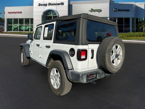 Used 2023 Jeep Wrangler Sport S image 6
