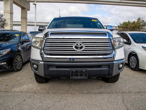 Used 2017 Toyota Tundra Limited image 4