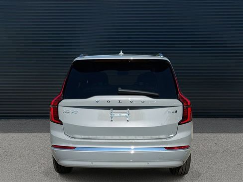 New 2026 Volvo XC90 B6 Plus w/ Protection Package Premier image 7