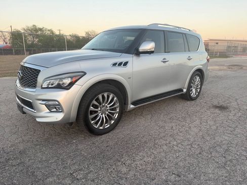 Used 2016 INFINITI QX80 4WD w/ 22" Wheel Package image 3