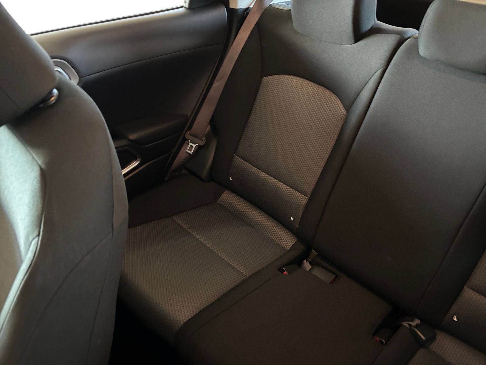 Used 2025 Kia Soul LX w/ LX Technology Package FWD image 36