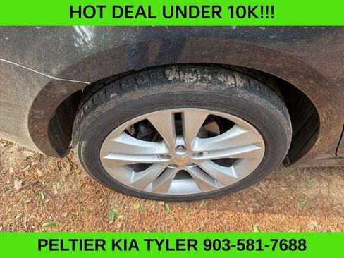 Used 2015 Chevrolet Cruze LTZ w/ Enhanced Safety Package image 11