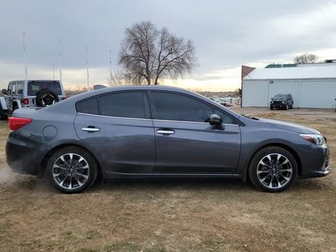 Used 2020 Subaru Impreza 2.0i Limited image 8