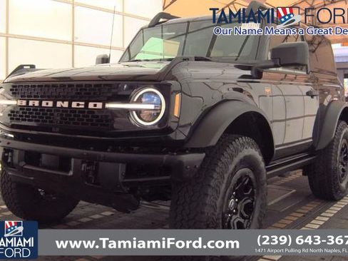 Used 2025 Ford Bronco Badlands w/ Sasquatch Package AWD/4WD image 1