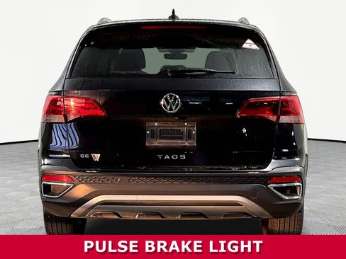 Used 2024 Volkswagen Taos SE FWD image 5