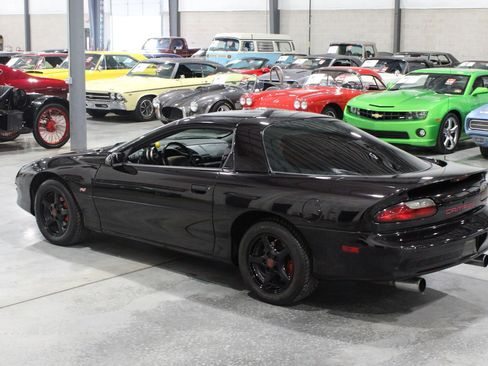 Used 1995 Chevrolet Camaro Z28 RWD image 30