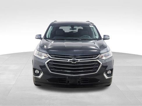 Used 2021 Chevrolet Traverse LT image 8