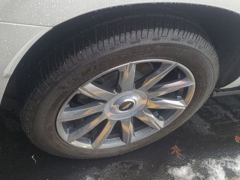 Used 2023 Cadillac Escalade ESV Premium Luxury Platinum w/ Heavy-Duty Trailer Package image 8