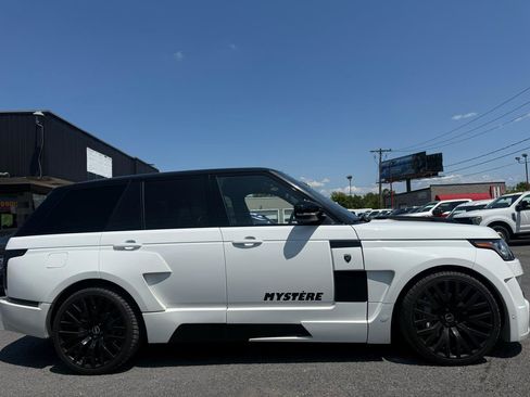 Used 2016 Land Rover Range Rover Supercharged AWD/4WD image 10