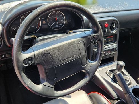 Used 1993 MAZDA MX-5 Miata Limited Edition RWD image 30
