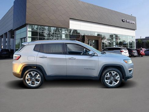 Used 2018 Jeep Compass Limited w/ Navigation Group image 4