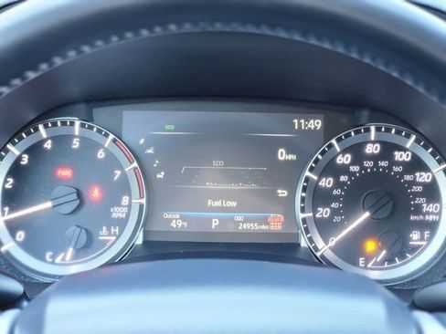 Used 2024 Toyota Highlander LE image 19