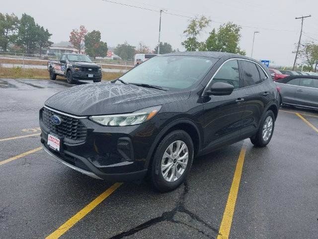 Certified 2024 Ford Escape Active AWD/4WD image 4