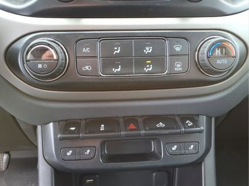 Used 2016 Chevrolet Colorado Z71 image 20