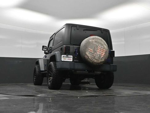Used 2017 Jeep Wrangler Sport w/ Quick Order Package 24S AWD/4WD image 23